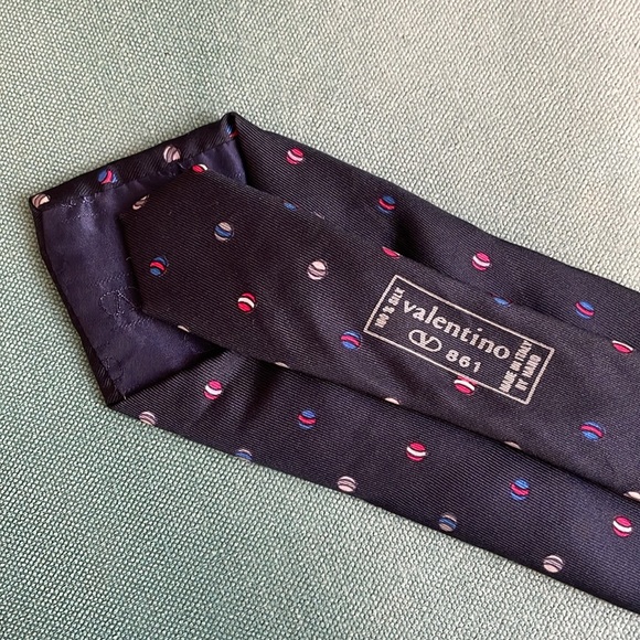 Valentino Silk Neck Tie - Picture 6 of 7